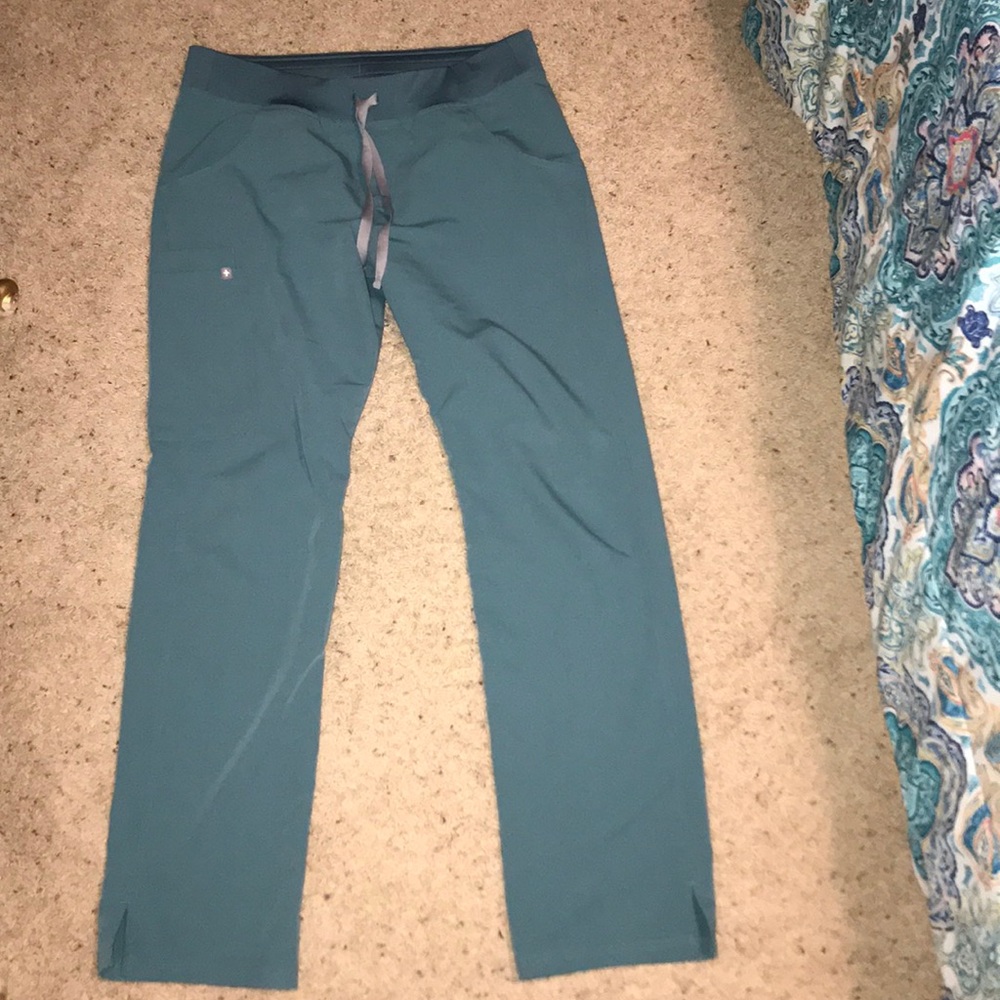 FIGS hydrogreen cargo pants